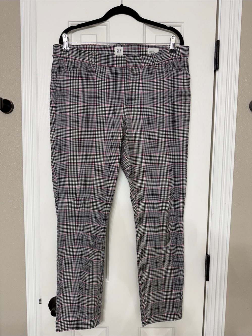 GAP womens Gray Plaid Dress Pants with Pink Windowpane